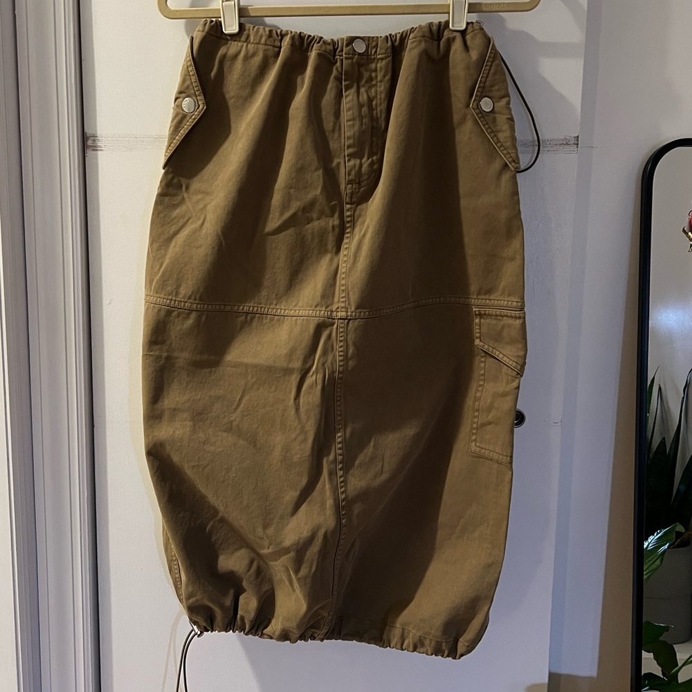 Stylish Tan Skirt